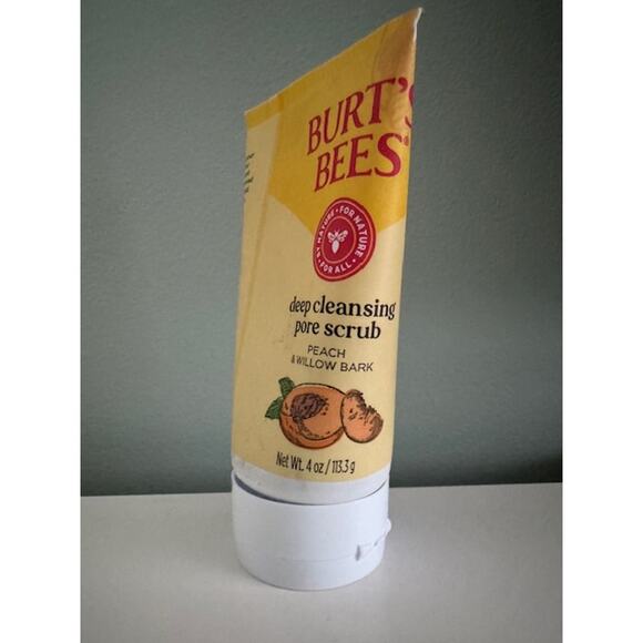 Burt's Bees Deep Cleansing Pore Scrub Peach & Willow Bark 4 oz- New - Picture 1 of 4